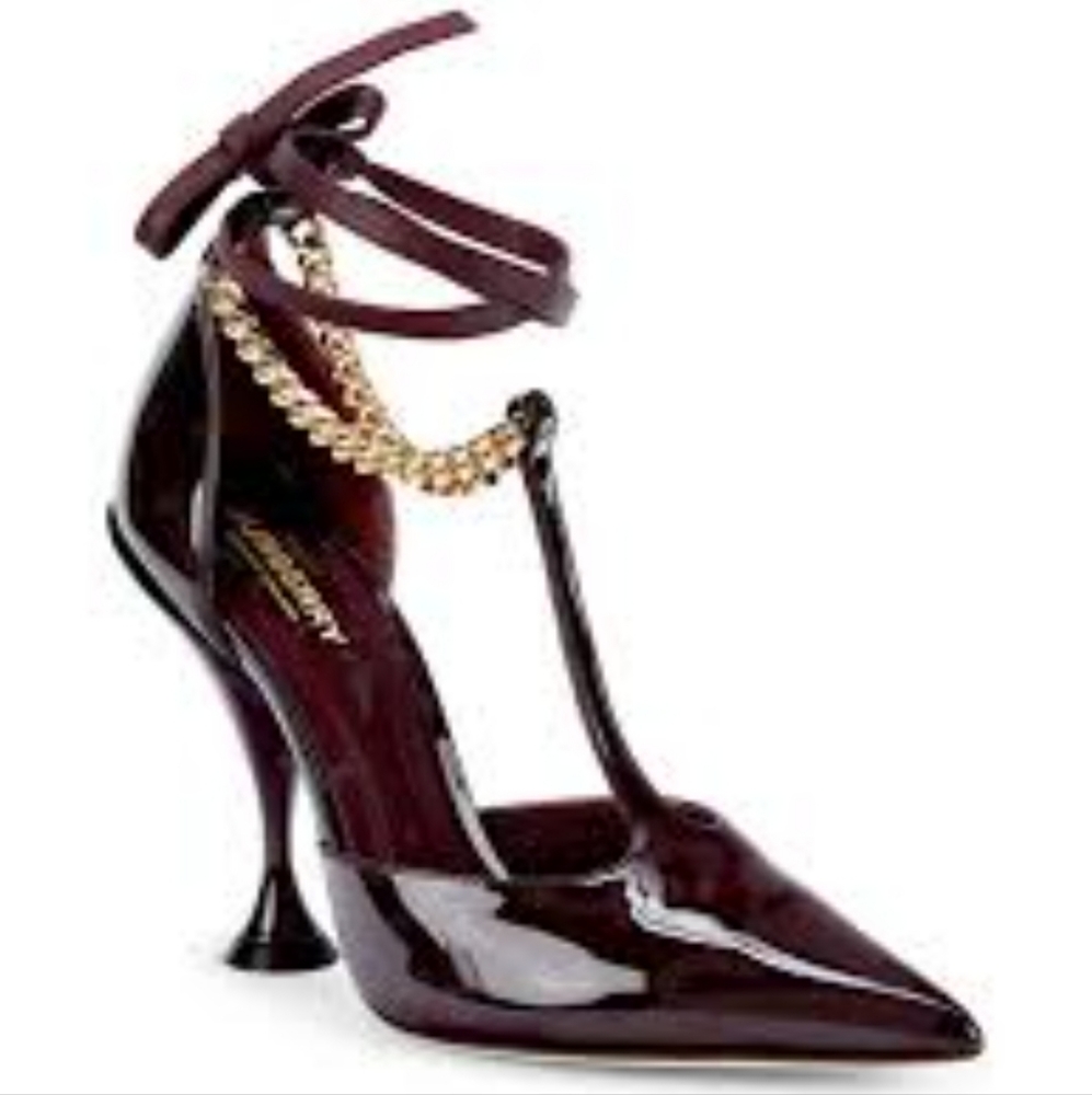 AUTHENTIC Burberry very gently loved pump with gold chain And ankle strap.